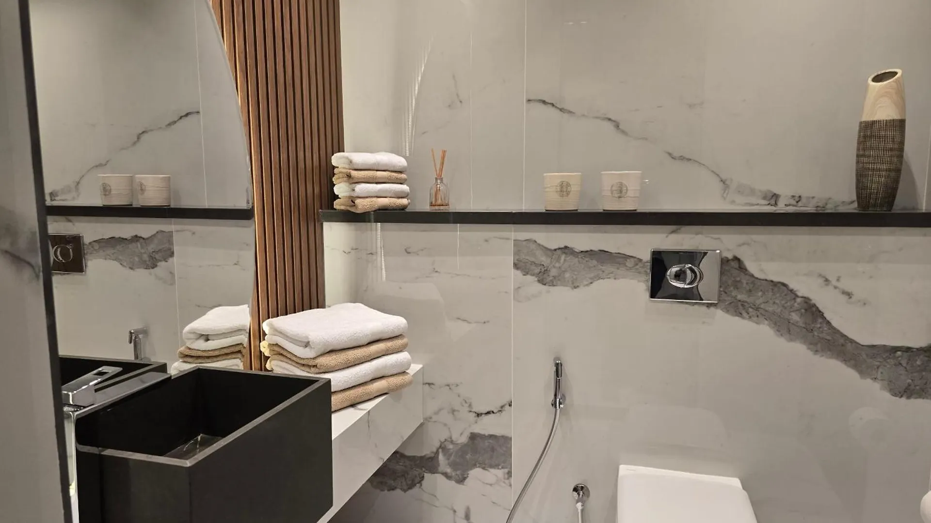 Beachfront 250 View Private Beach High Floor Dubai 0*,  United Arab Emirates