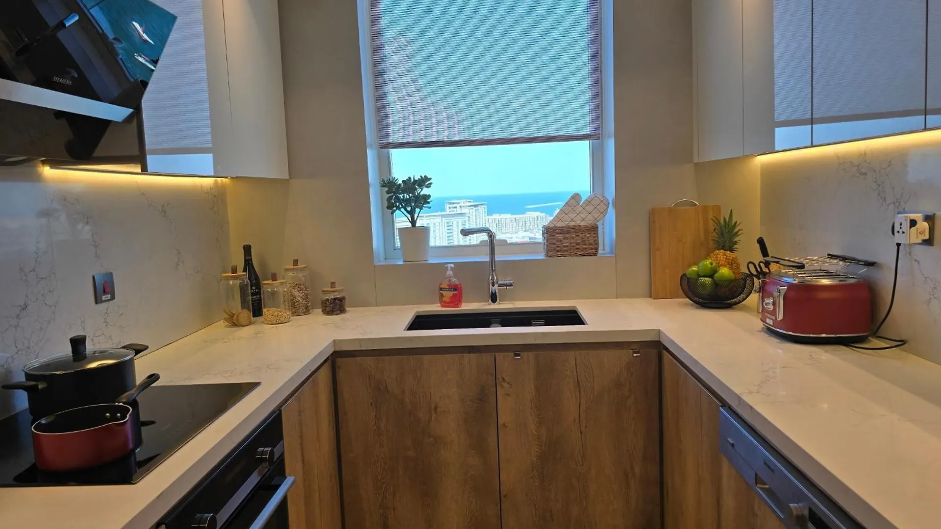 Apartment Beachfront 250 View Private Beach High Floor Dubai